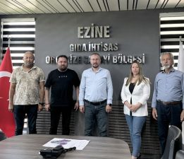 Gazeteciler Ezine OSB’ni Ziyaret Ettiler