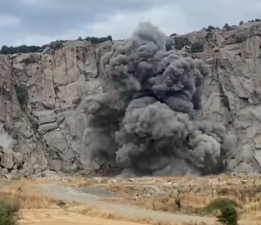 Şehitliklerde 18 Adet Patlamamış Top Mermisi Bulundu